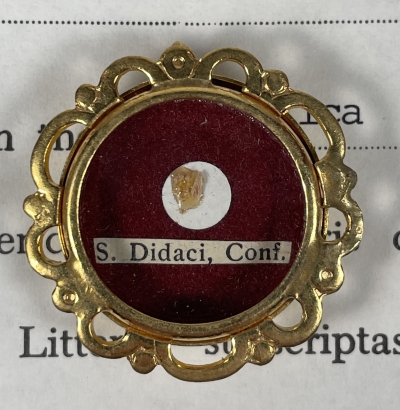 1992 Documented reliquary theca with relics of St. Didacus of Alcal&aacute;, the first canonized lay brother of OFM