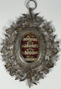 Spectacular theca with relics of 4 Franciscan Martyr Saints of China &amp; Vietnam: St. Gabriel Taurin Dufresse, St. Ignatius Delgado, St. Fran&ccedil;ois-R&eacute;gis Clet &amp; St. Giovanni of Triora 中華殉道聖人