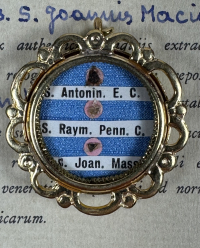 1991 Documented reliquary with relics of St. Antoninus of Florence, St. Raymond of Penyafort &amp; St. John Macias